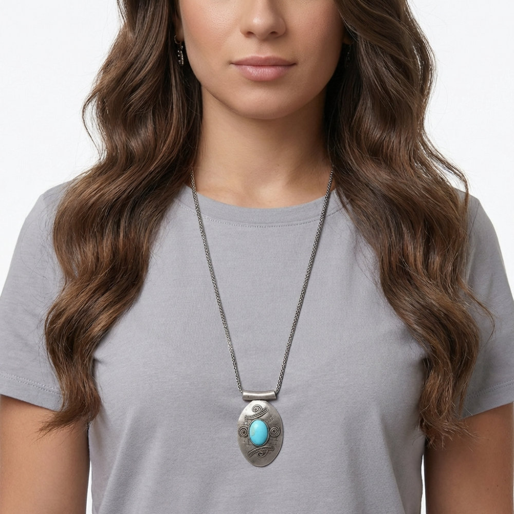 [NLF047] Southwestern Turquoise Motif Oval Amulet